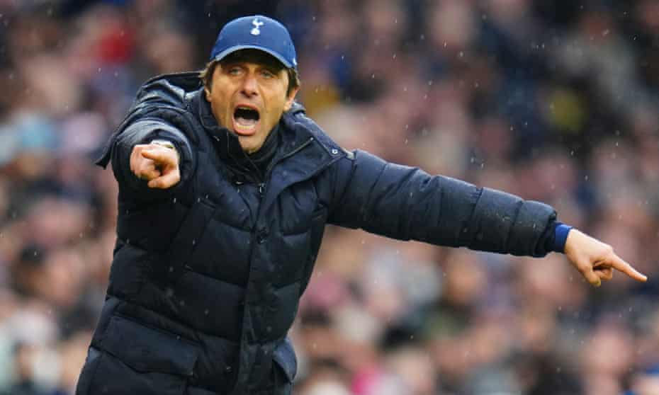 Antonio Conte è furioso. La stampa inglese lo critica
