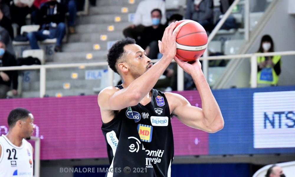 Dolomiti Energia Trentino, che peccato! Amburgo rimonta e vince 90-99