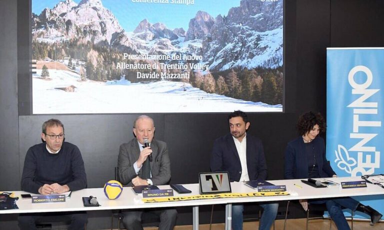 A1 femminile, presentato il nuovo allenatore Davide Mazzanti: “C’è tanta voglia di costruire qualcosa di importante”