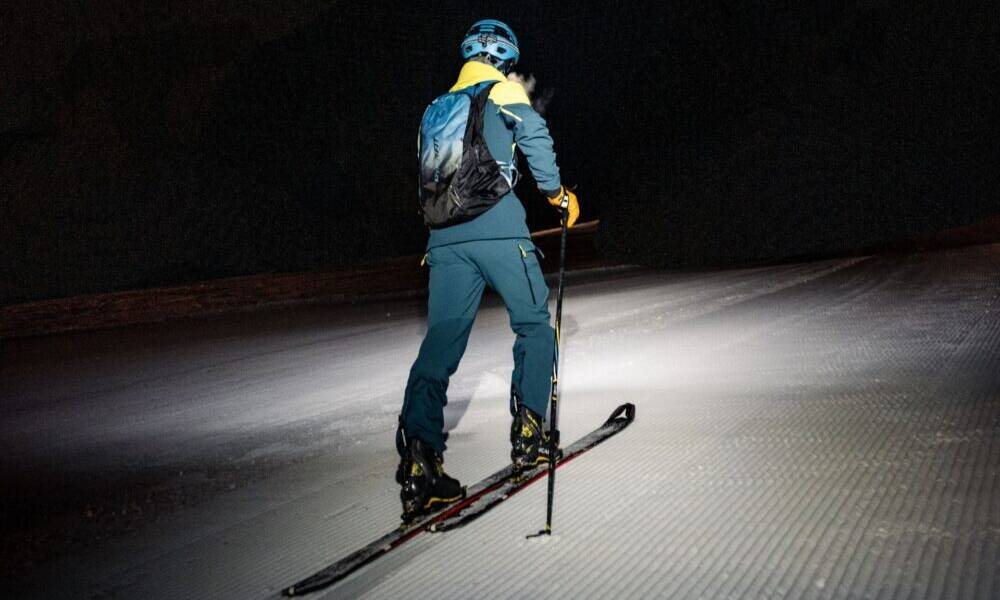 Con le pelli, di notte, sulle piste della Val di Pejo: torna “Skialp sotto le stelle”