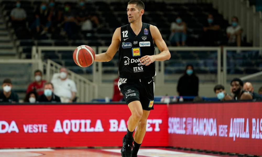Dolomiti Energia Trentino, nella notte di Halloween brividi e punti pesanti: Pesaro battuta 75-79