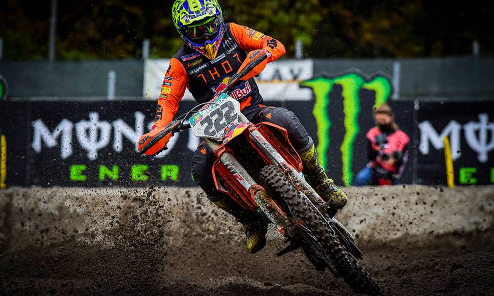 A Pietramurata domina Cairoli che insegue il Mondiale della MxGp