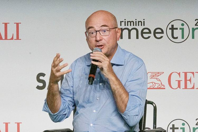 Aldo-Cazzullo-al-Meeting-di-Rimini-2022-Wikicommons-sportmagazinetrentino.it