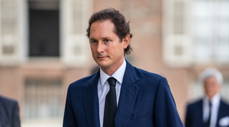 John Elkann è pronto a cedere un big