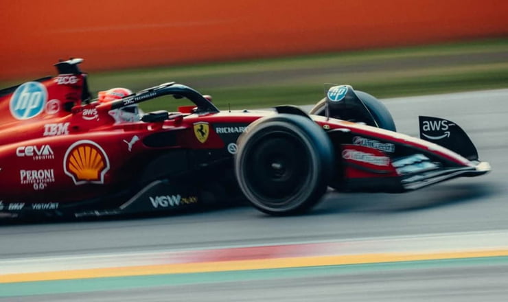 La Ferrari in pista - Foto Instagram - Sportmagazinetrentino.it