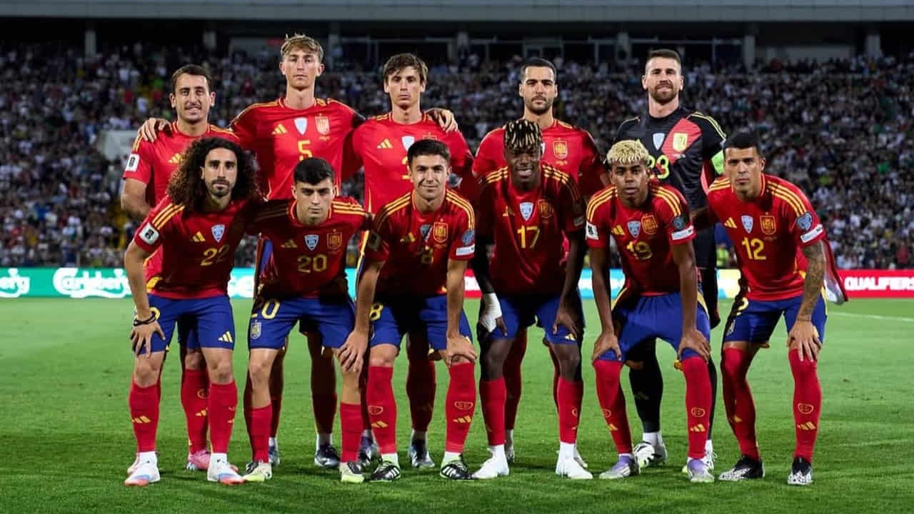 La Spagna in una recente partita - Foto Instagram - Sportmagazinetrentino.it