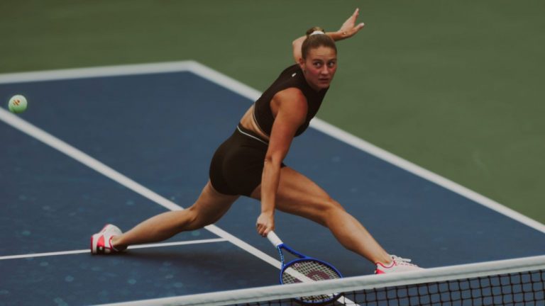 Marta Kostyuk in azione - Sportmagazinetrentino.it