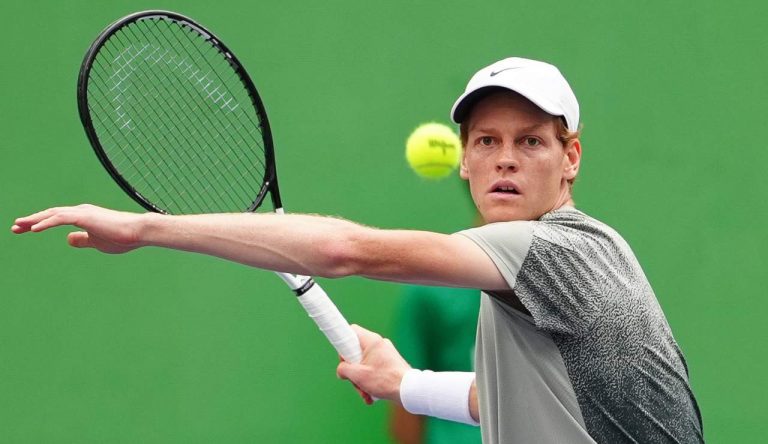 Jannik Sinner stravolge tutto